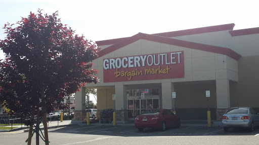 Grocery Store «Grocery Outlet Bargain Market», reviews and photos, 2001 W Whittier Blvd, La Habra, CA 90631, USA