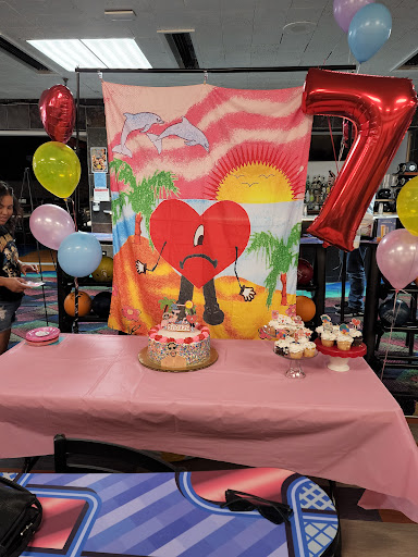 Bowling Alley «Diversey River Bowl», reviews and photos, 2211 W Diversey Pkwy, Chicago, IL 60647, USA