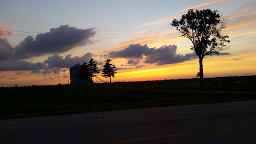 Country Club «Henry County Country Club», reviews and photos, 2200 Campbellsburg Rd, New Castle, KY 40050, USA