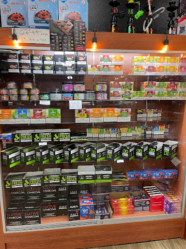 Tobacco Shop «Smoke 4 Less», reviews and photos, 1130 N Pepper Ave # B, Colton, CA 92324, USA