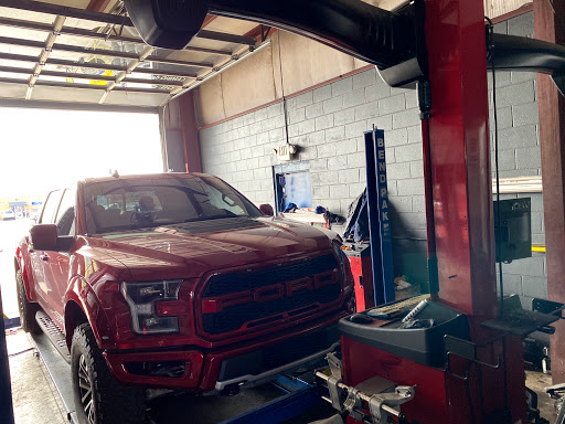 Auto Repair Shop «S & J Complete Auto», reviews and photos, 624 Murfreesboro Pike, Nashville, TN 37210, USA