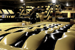 JumpSky inflatable park Gent image