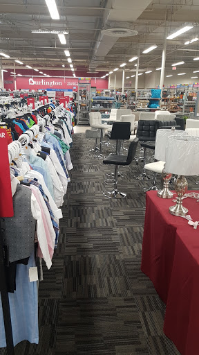 Clothing Store «Burlington Coat Factory», reviews and photos, 60 Newport Ave, Rumford, RI 02916, USA