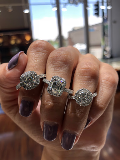 Jewelry Store «Jean Pierre Jewelers», reviews and photos, 21400 Ventura Blvd, Woodland Hills, CA 91364, USA