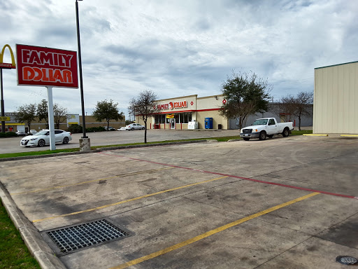 Dollar Store «FAMILY DOLLAR», reviews and photos, 9153 W Farm to Market Rd 78, Converse, TX 78109, USA