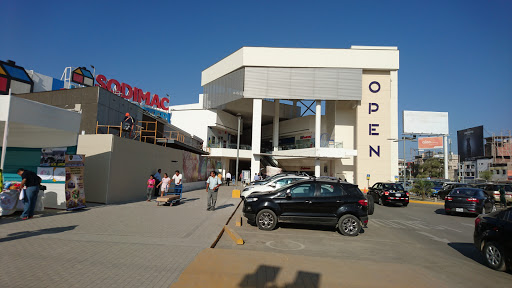 Open Plaza Piura