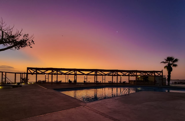 http://www.hotelarica.cl/