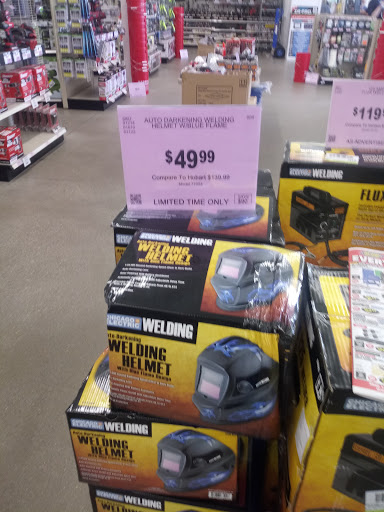 Hardware Store «Harbor Freight Tools», reviews and photos, 1700 E Sherman Blvd, Muskegon, MI 49444, USA