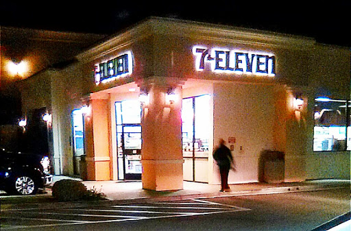 7-Eleven, 31186 Hawthorne Blvd, Rancho Palos Verdes, CA 90275, USA, 