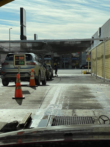 Car Wash «Northridge Car Wash», reviews and photos, 9240 Reseda Blvd, Northridge, CA 91324, USA