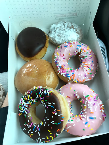 Bakery «Krispy Kreme Doughnuts», reviews and photos, 7428 Denton Hwy, Watauga, TX 76148, USA