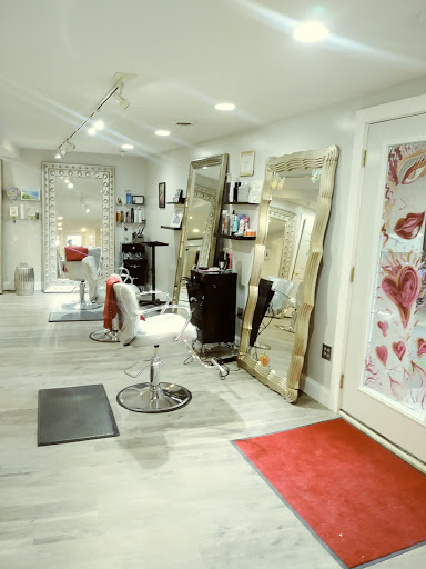 The Red Room Salon image 6