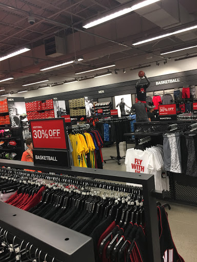 Clothing Store «Nike Factory Store», reviews and photos, 11401 NW 12th St #224, Miami, FL 33172, USA