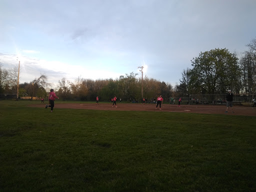 Park «Guy Lee Park», reviews and photos, 890 Darlene Ave, Springfield, OR 97477, USA