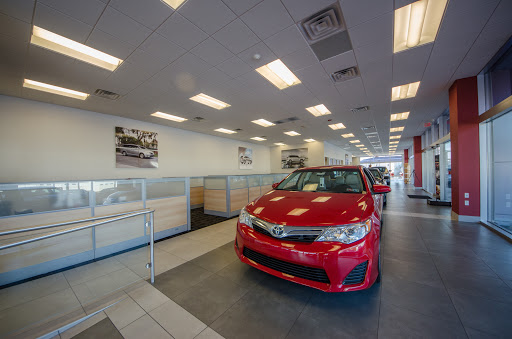 Toyota Dealer «Sloane Toyota of Glenside», reviews and photos, 503 N Easton Rd, Glenside, PA 19038, USA