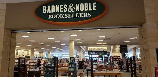 Book Store «Barnes & Noble Booksellers Clackamas Town Ctr Mall», reviews and photos, 12000 SE 82nd Ave, Portland, OR 97086, USA
