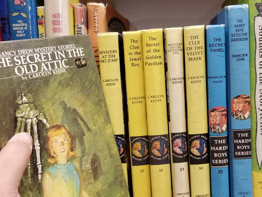 Book Store «Half Price Books», reviews and photos, 7975 Greenback Ln, Citrus Heights, CA 95610, USA