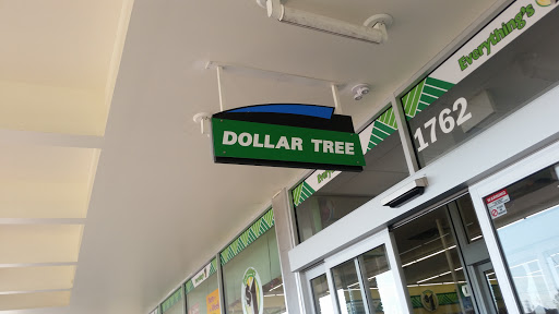 Shopping Mall «Merritt Park Shopping Center», reviews and photos, 1762 Merritt Blvd, Dundalk, MD 21222, USA