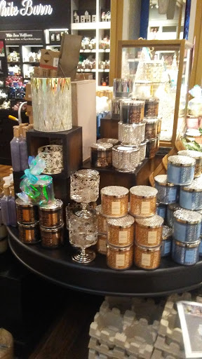 Beauty Supply Store «Bath & Body Works», reviews and photos, 34986 Midway Outlet Dr, Rehoboth Beach, DE 19971, USA