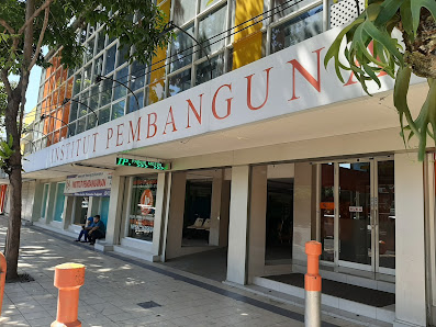 Semua - Institut Pembangunan Airlangga Surabaya (IPASurabaya)