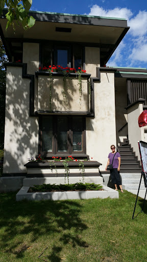 Used Car Dealer «American Auto», reviews and photos, 2802 W Burnham St, Milwaukee, WI 53215, USA