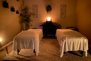 Vera Massage & Spa image