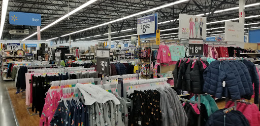 Supermarket «Walmart Supercenter», reviews and photos, 612 E Main St, Hohenwald, TN 38462, USA