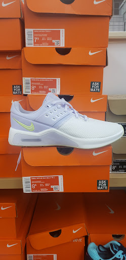 Shoe Store «Shoe Carnival», reviews and photos, 4125 Phoenix Ave, Fort Smith, AR 72903, USA