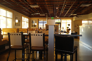 Oak Barrel of Eagle Restaurant and Lounge