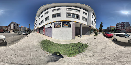 Centro Veterinario Mundo Vivo en Bertamiráns