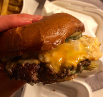 Cheeseburger du Restaurant américain Dumbo à Paris - n°18
