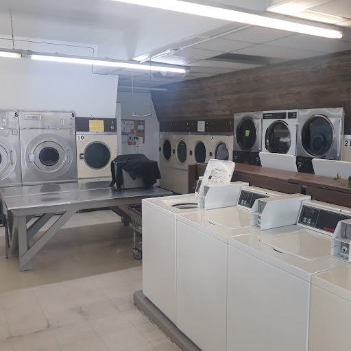Laundromat «Easy Way Laundry», reviews and photos, 900 W Lincolnway, Cheyenne, WY 82001, USA