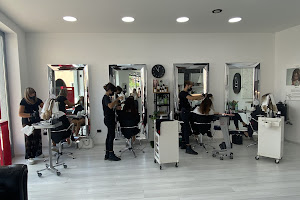 Hair Studio Uomo E Donna di Marina&Paola