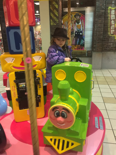 Shopping Mall «Muncie Mall», reviews and photos, 3501 N Granville Ave, Muncie, IN 47303, USA