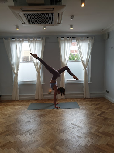 Comments and reviews of Complete Yoga Studio