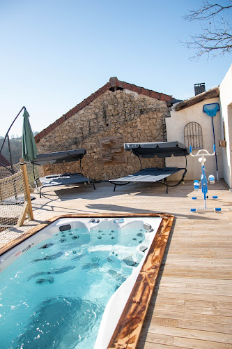 Les 3 Clefs de GaYa Bien-Être & Spa privatif (spa de nage jaccuzzi/sauna/lit massant) week-end amoureux romantique / Famille à Saint-Jean-Ligoure