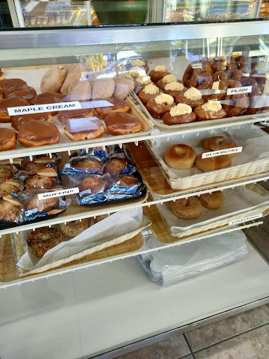 Donut Shop «Royal Donut», reviews and photos, 5759 State Rd, Cleveland, OH 44134, USA