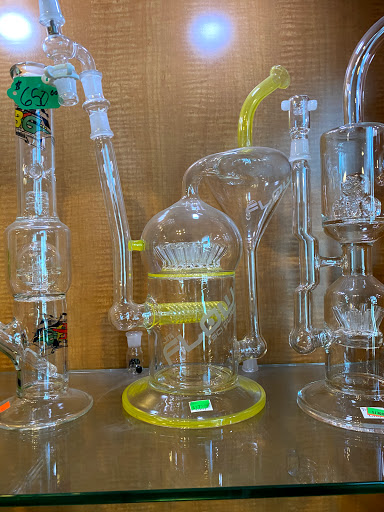 Tobacco Shop «Tobacco For Less Inc», reviews and photos, 4071 NE Sandy Blvd, Portland, OR 97212, USA