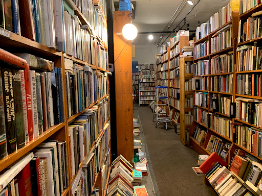 Used Book Store «Jackson Street Booksellers», reviews and photos, 1119 Jackson St, Omaha, NE 68102, USA