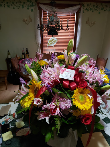 Florist «June Florist», reviews and photos, 8607 18th Ave, Brooklyn, NY 11214, USA