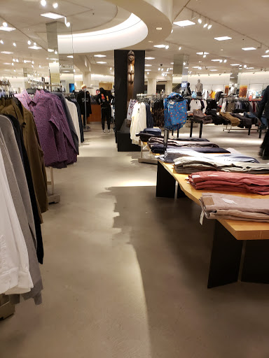 Department Store «Nordstrom», reviews and photos, 501 Garden State Plaza Blvd, Paramus, NJ 07652, USA