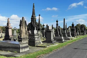 Undercliffe Cemetery image