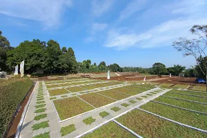Firdaus Memorial Park Bogor (by Sinergi Foundation) image