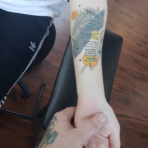 Tattoo Shop «Dark Horse Tattoo», reviews and photos, 1305 Stewart St, Seattle, WA 98109, USA