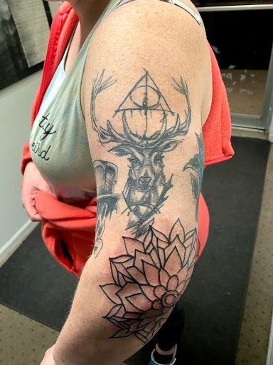 Tattoo Shop «Sacred Art Tattoos», reviews and photos, 897 W McClain Ave, Scottsburg, IN 47170, USA