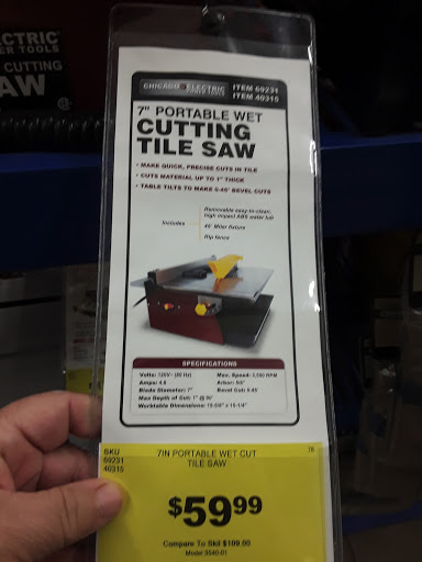 Hardware Store «Harbor Freight Tools», reviews and photos, 10765 Magnolia Ave #100, Riverside, CA 92505, USA