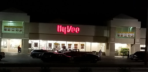 Supermarket «Hy-Vee», reviews and photos, 2540 E Euclid Ave, Des Moines, IA 50317, USA