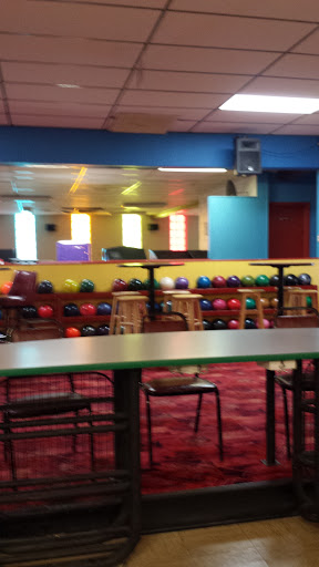 Bowling Alley «Elgin Lanes», reviews and photos, 401 Shepard Dr, Elgin, IL 60123, USA