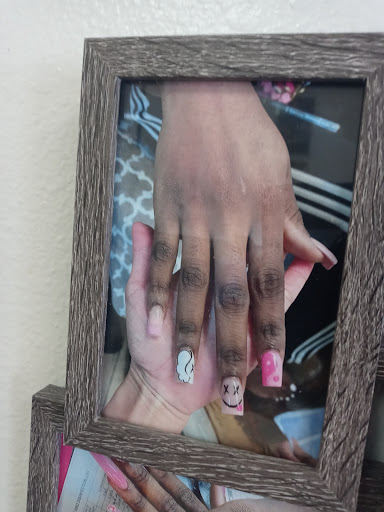 Nail Salon «Natural Nails Salon», reviews and photos, 340 E New York Ave # A, DeLand, FL 32724, USA