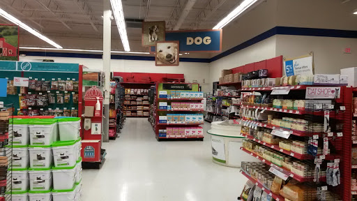 Pet Supply Store «Petco Animal Supplies», reviews and photos, 25 Hazard Ave, Enfield, CT 06082, USA